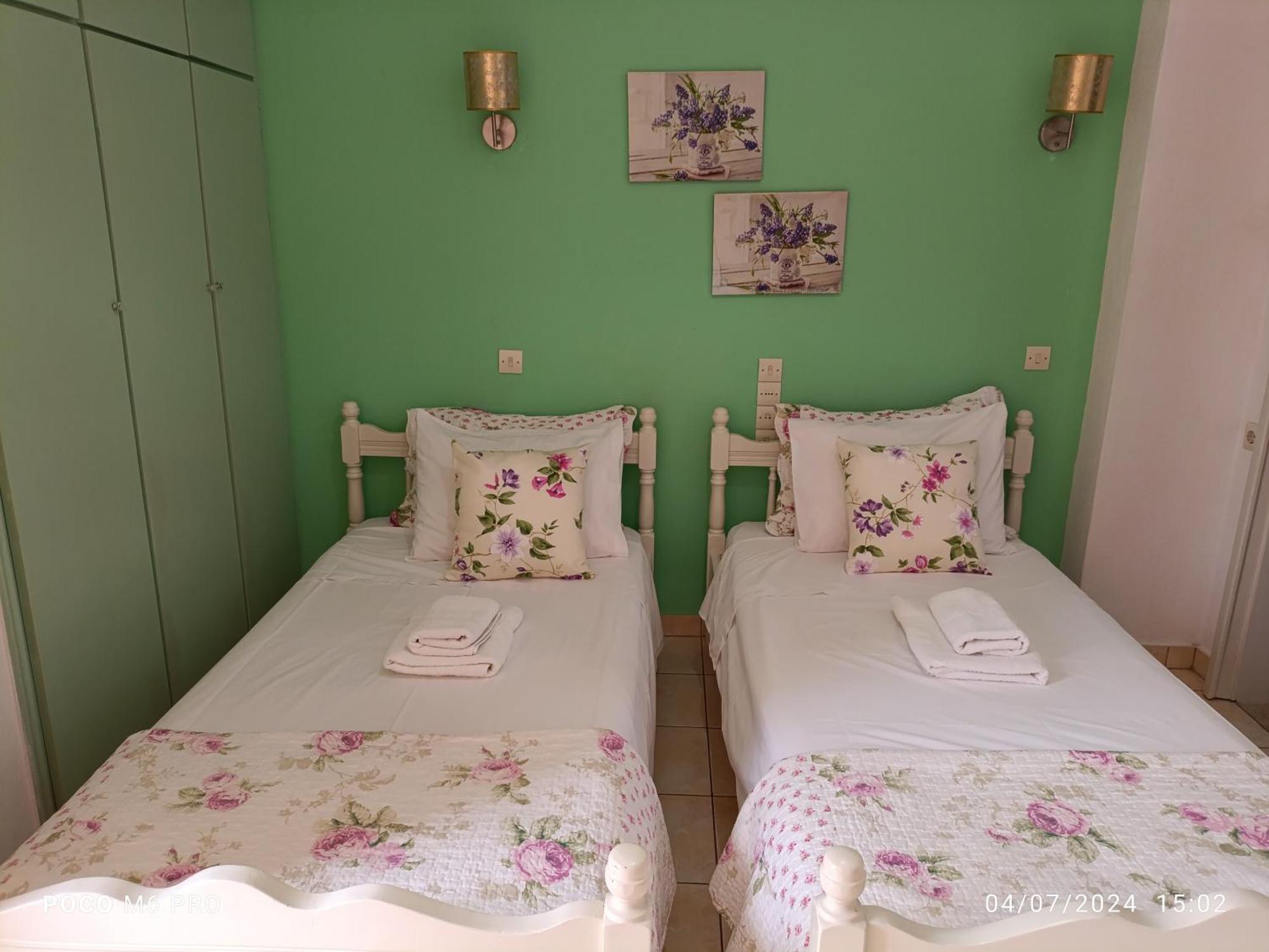 Pension Galazios Kolpos Патитири Экстерьер фото