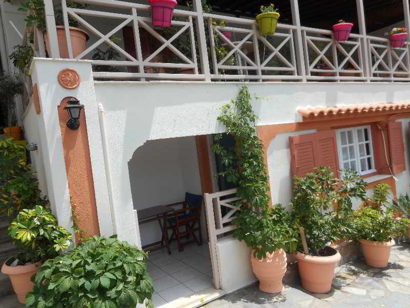 Pension Galazios Kolpos Патитири Экстерьер фото