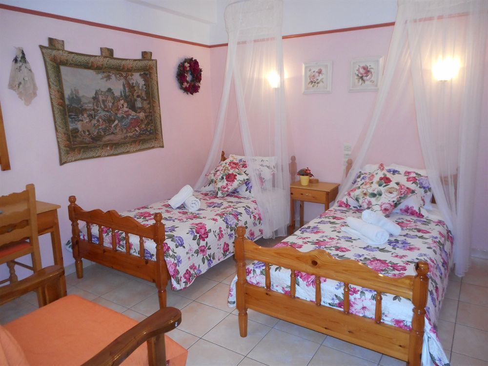 Pension Galazios Kolpos Патитири Экстерьер фото